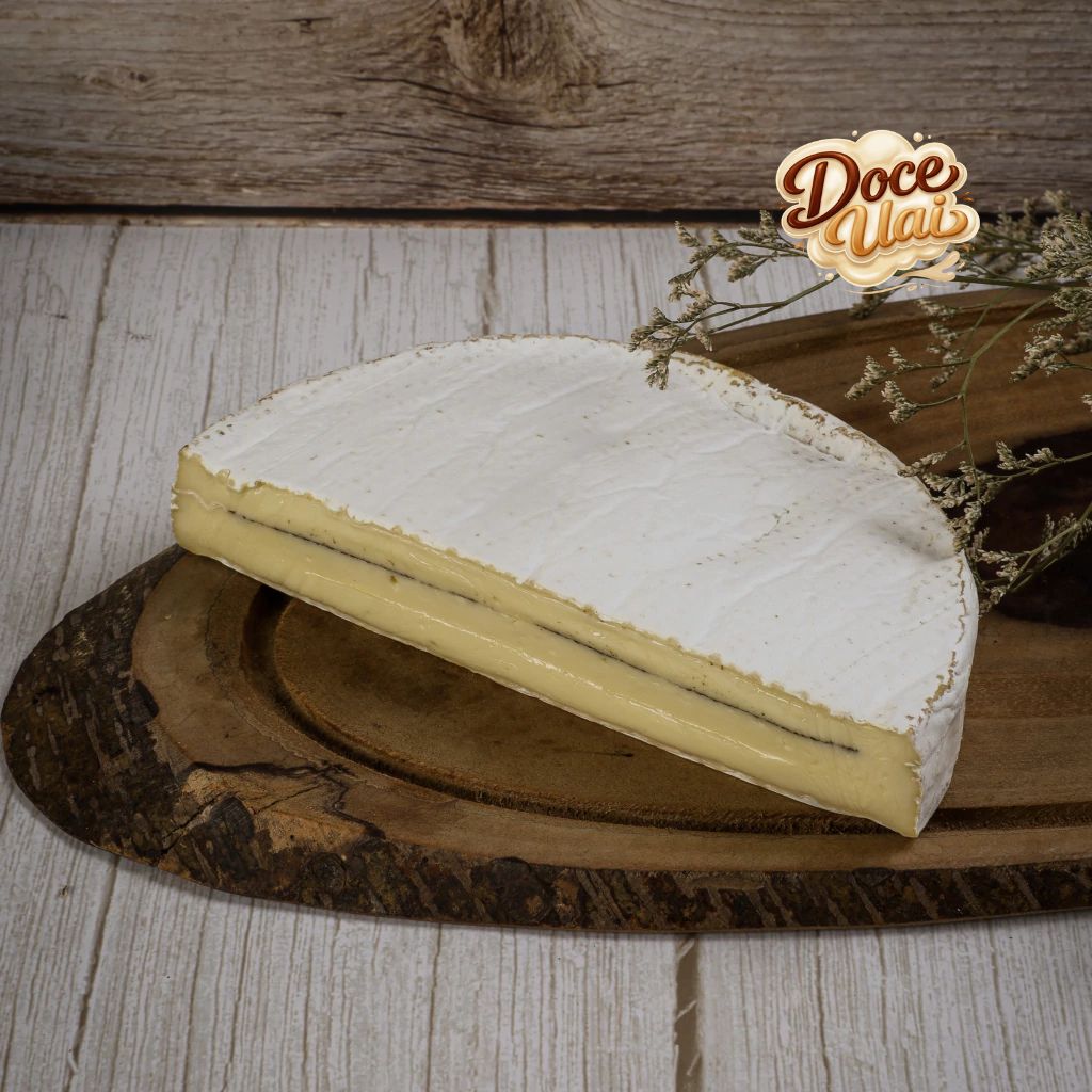 Queijo Tipo Brie com Toque Trufado - 150g - Imagem 5